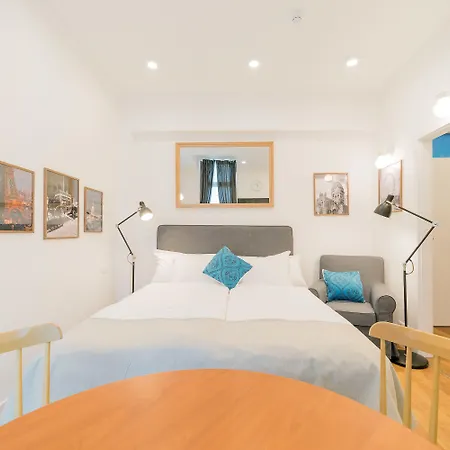 מלון דירות Revelton Františkovy Lázně