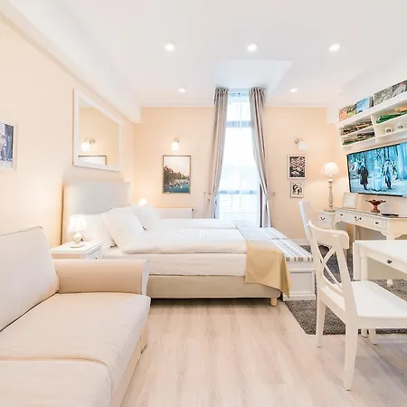 Revelton Aparthotel