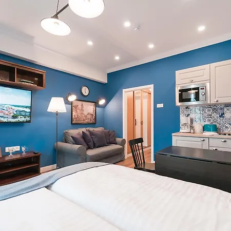 Revelton Aparthotel