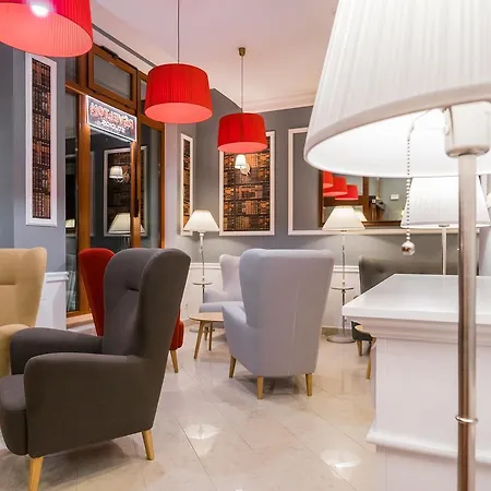 Revelton Aparthotel