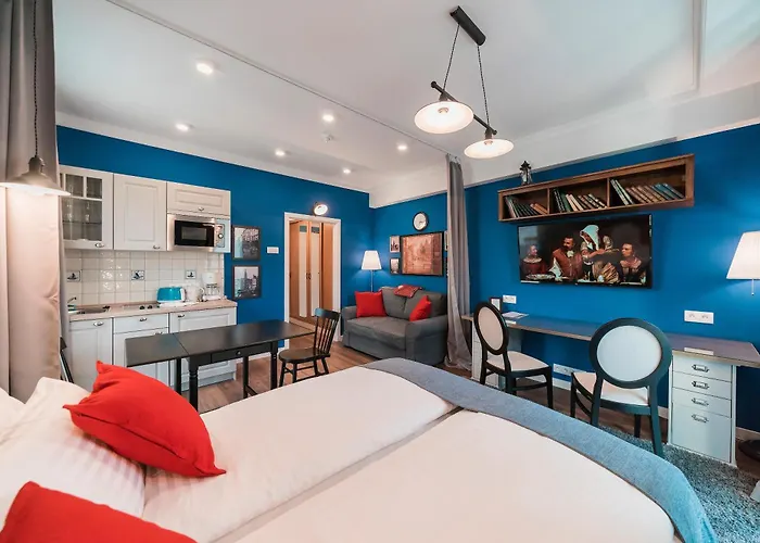 Revelton Apartmanhotel 4*
